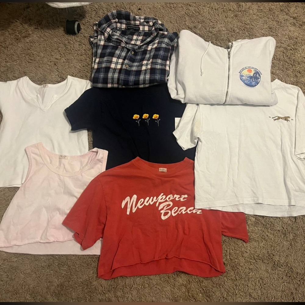 Brandy Melville bundle!!